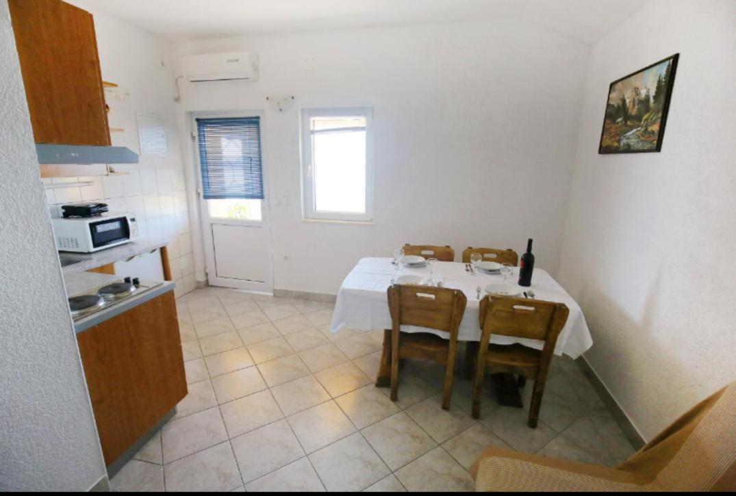 Apartmani Mirjana Tribanj-Kruscica Exteriér fotografie